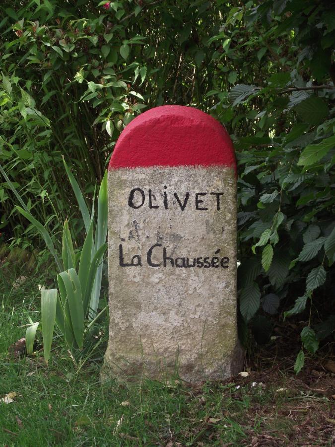 La Chaussee D'Olivet En Mayenne Bagian luar foto