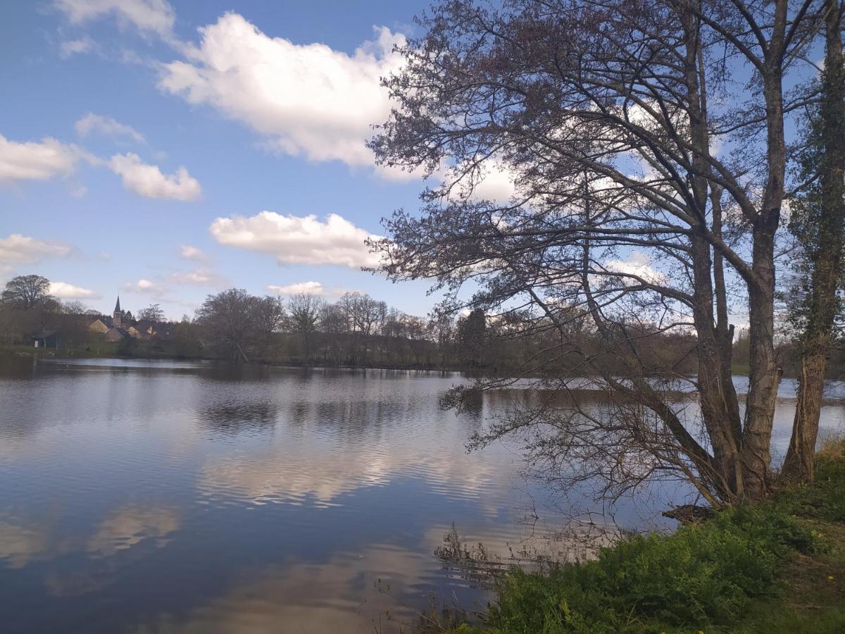 La Chaussee D'Olivet En Mayenne Bagian luar foto